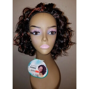 New Born Free DEMI "Half Wig" H.W. Amelia